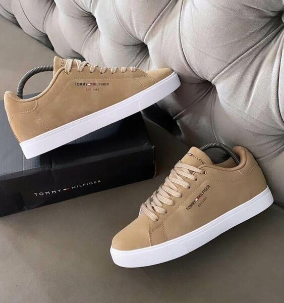 Tommy Hilfiger
