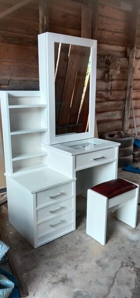 Dressing wardrobe