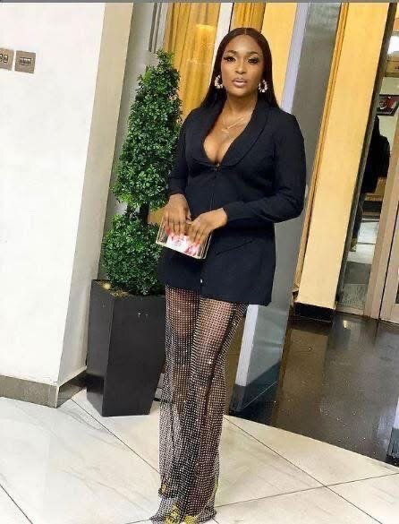 Pantalon en filet à strass
