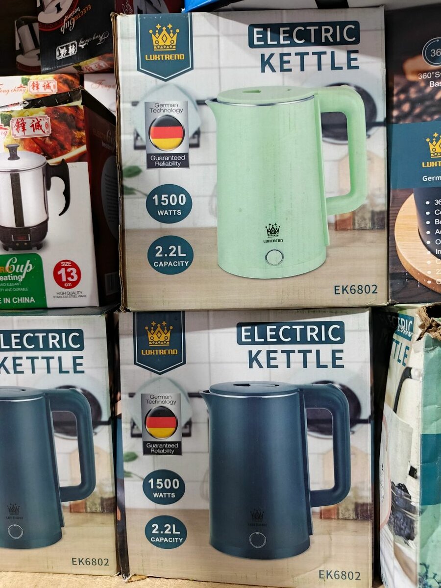 Bouilloire Électrique 2.2L 1500W