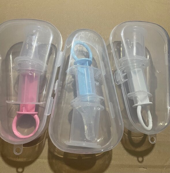 Medicine feeder