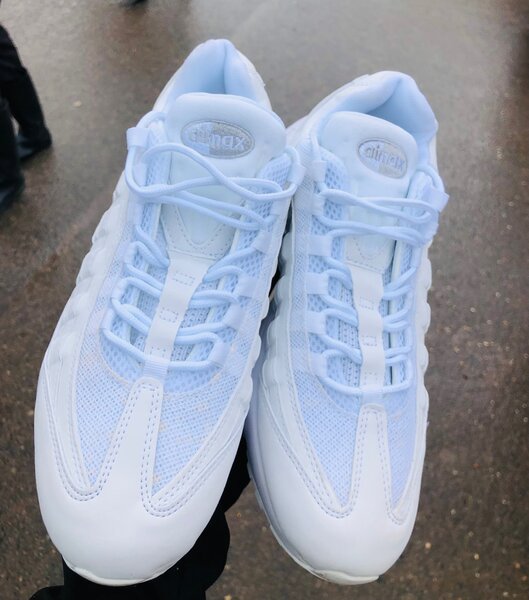 Nike 95 sneakers