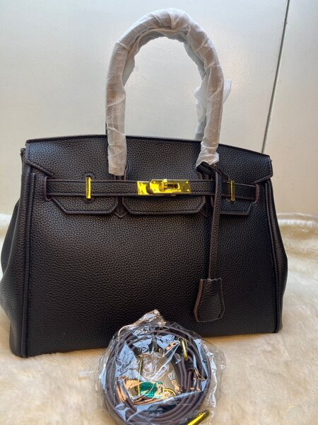 Angela shop