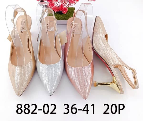 Heel shoe