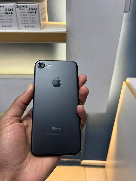 iPhone 7