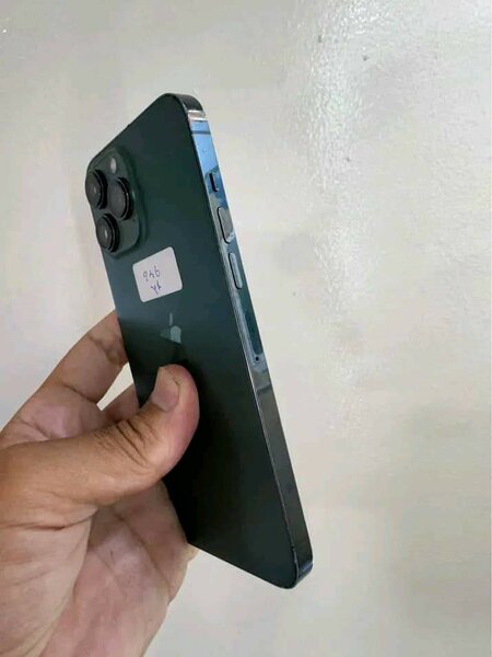 iPhone Haut de Gamme Vert