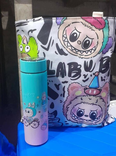 Lot de sac et gourde hello kit