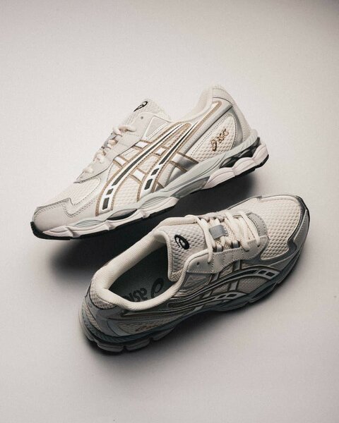 ASICS gel