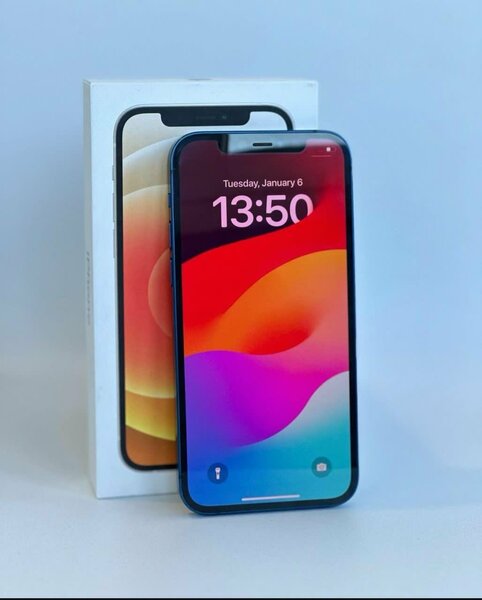 iPhone 12 simple