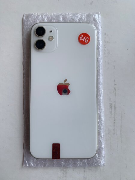iPhone 11 Simple 64G Quasi Neuf Blanc