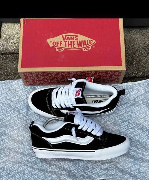 Vans avec carton