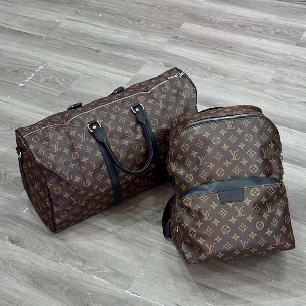 Travel set