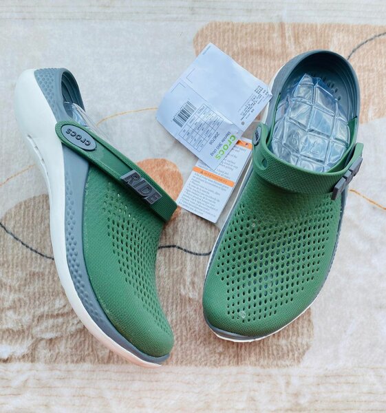 Original crock's