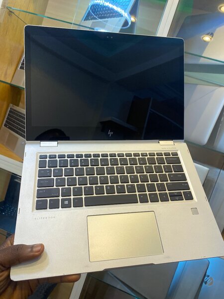 Elitebook 1030 G2 corei5 x360