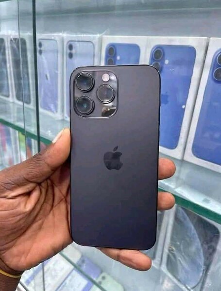 iPhone 14 Pro 256 Go Noir