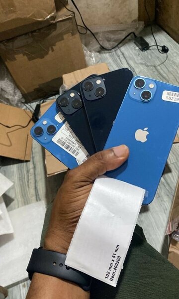 iPhone 13