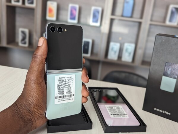 Samsung Z Flip 5