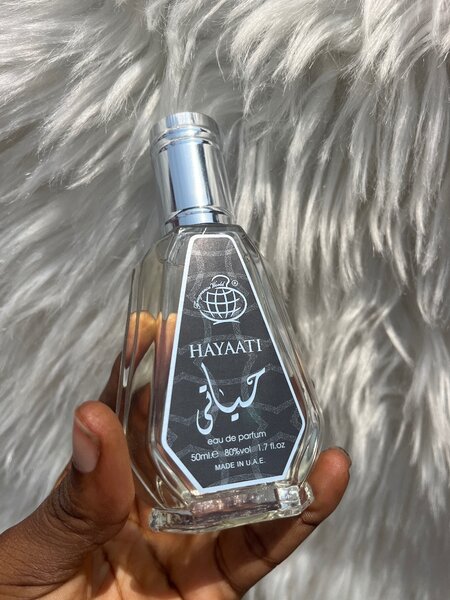 Hayaati black