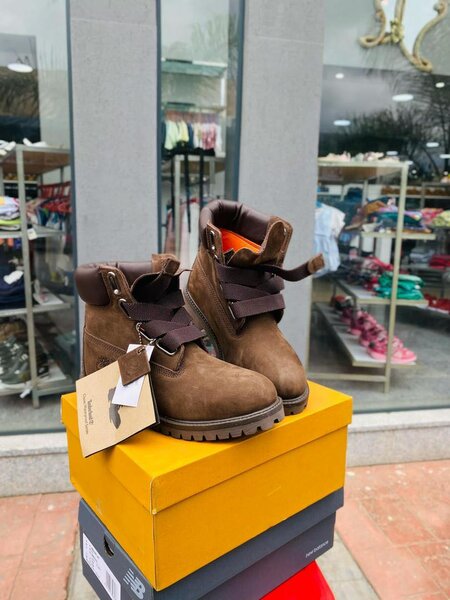 Original genuine leather boots