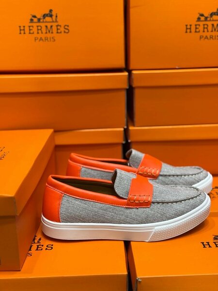 HERMÈS