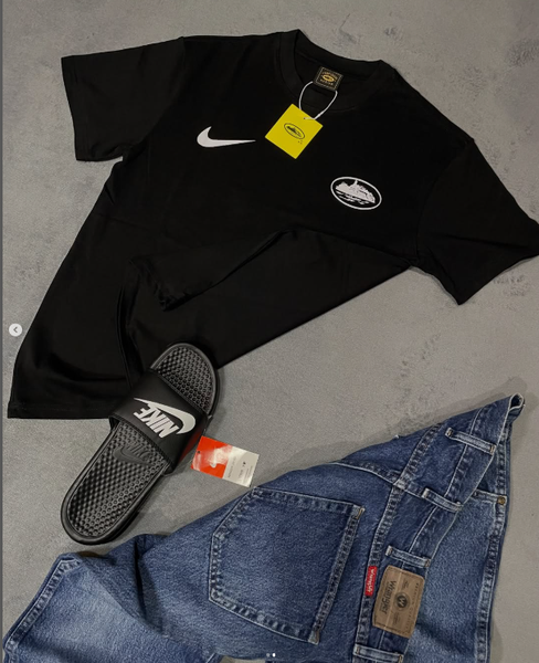 black t-shirt