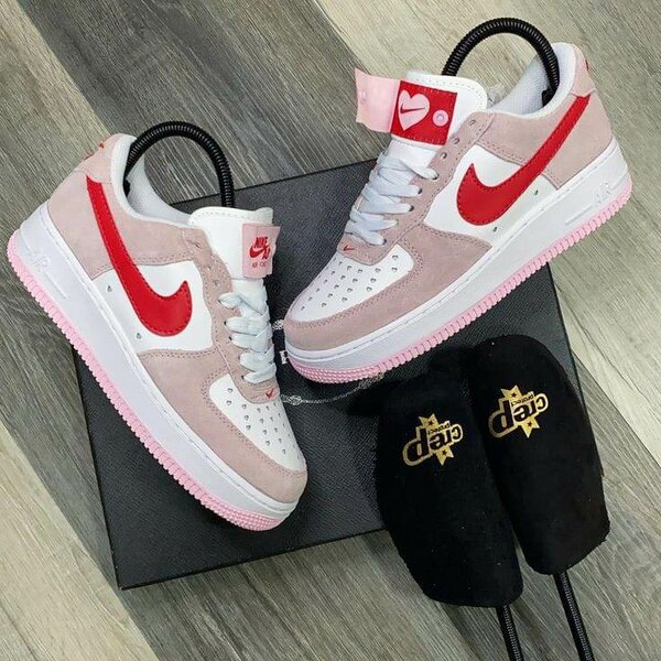 Baskets Nike. 37-41