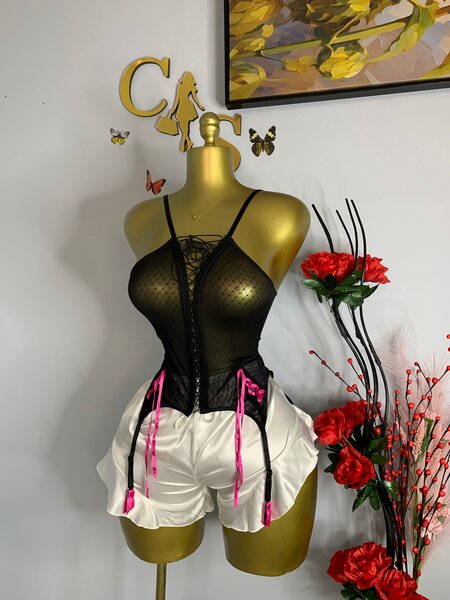 Ensemble de lingerie séduisante