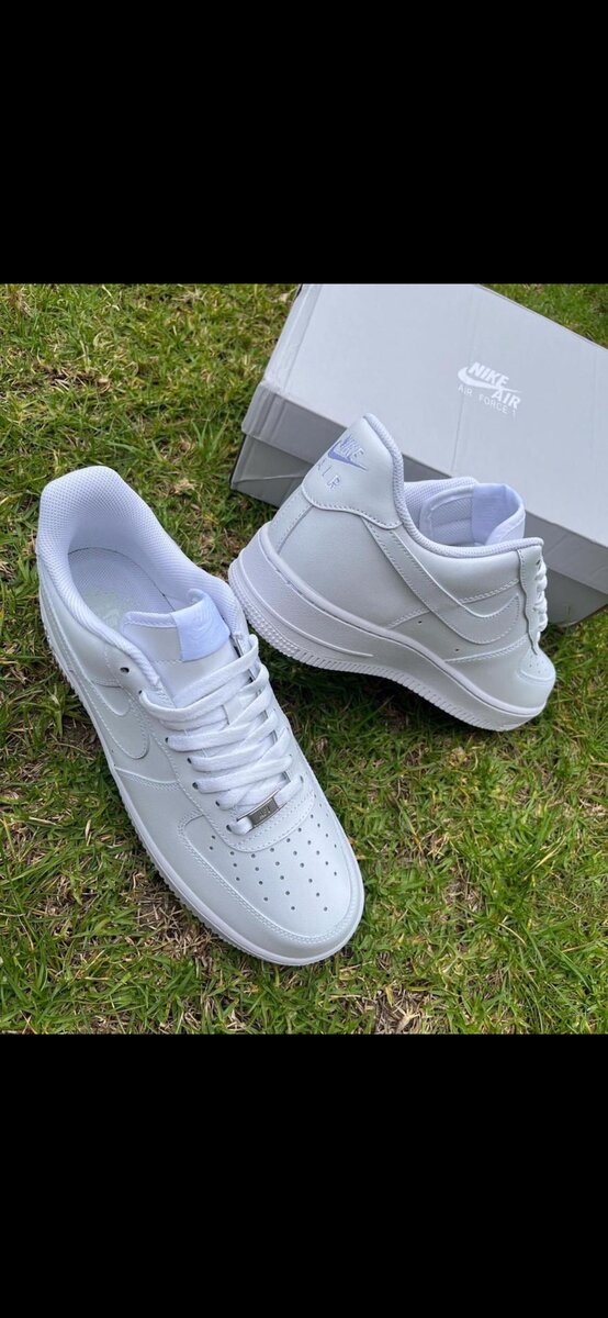 NIKE AIRFORCE 1