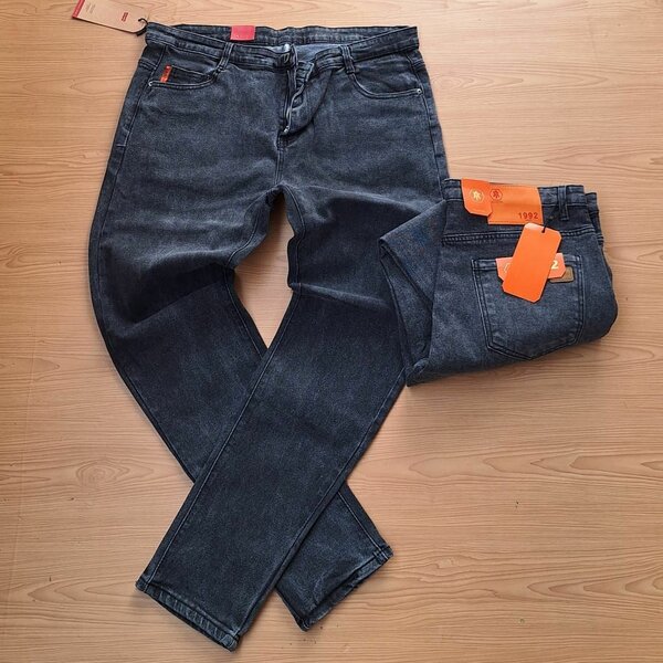 Stock jeans