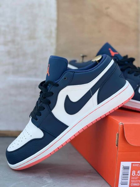 Nike Jordan