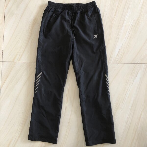 Trackpants