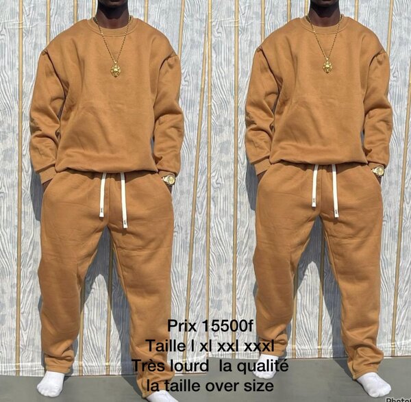 Pull ( avec ou sans chapeau)