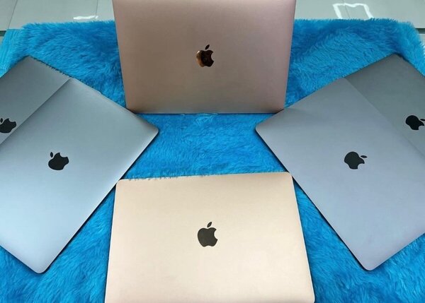 MacBook