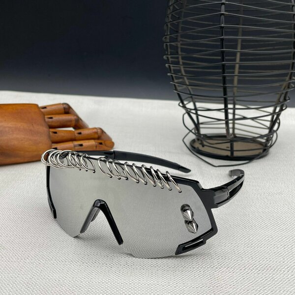 Fashion shades