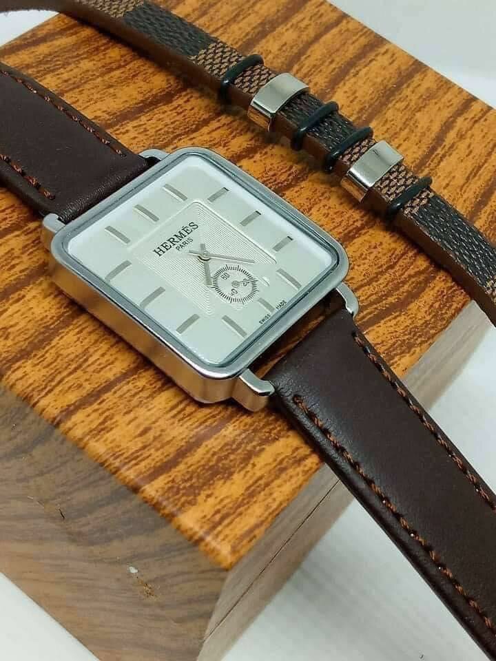 Montre mécanique Hermes, bracelet en cuir