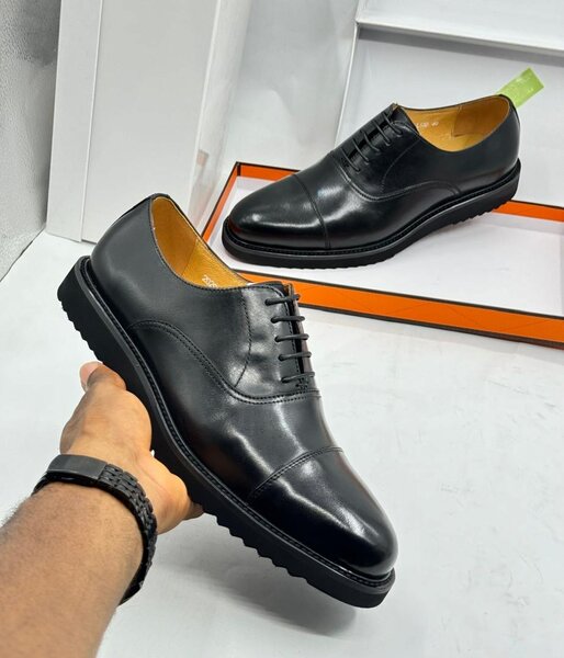 Mens Lace shoe