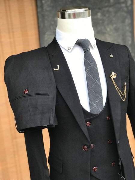 Suit