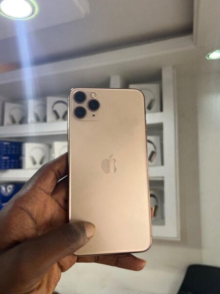 iPhone 11 Pro max