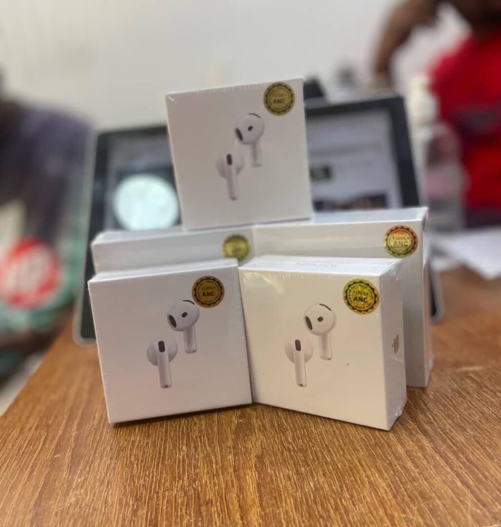 AirPods 4 USA
