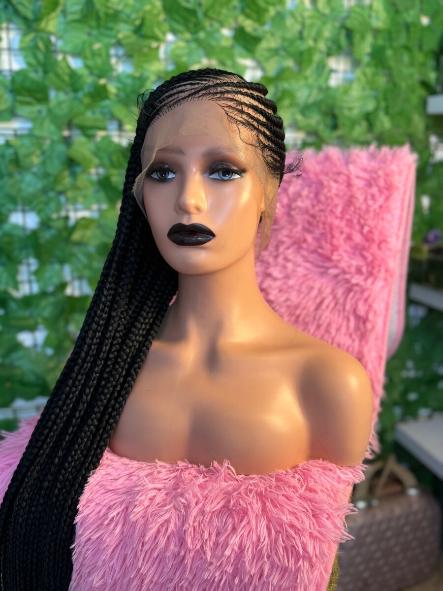 Wig carousel