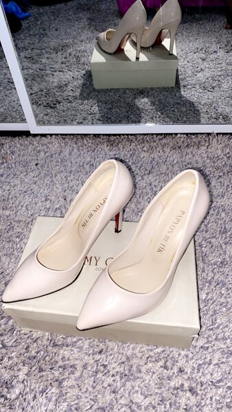 Women heels
