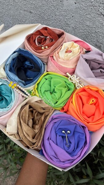 Box, coffret hijab multicolore