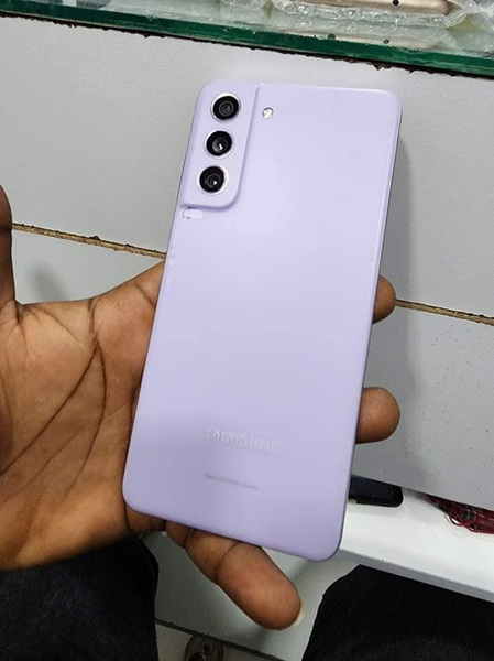 Samsung S10+