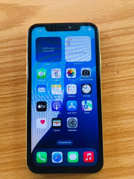 iPhone 11
