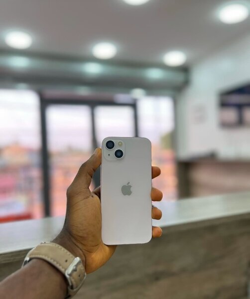 iPhone 13
