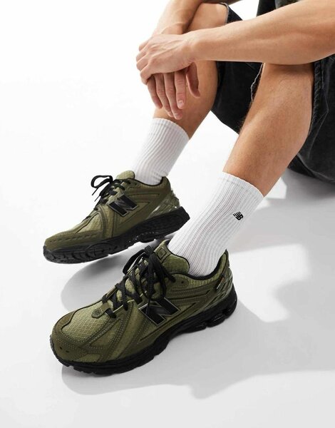 NEW BALANCE 1906