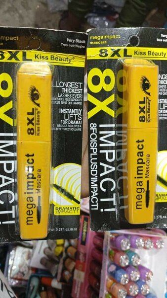 Mascara Impact 8XL Noir