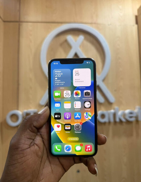 iPhone X 64GB Argent Débloqué