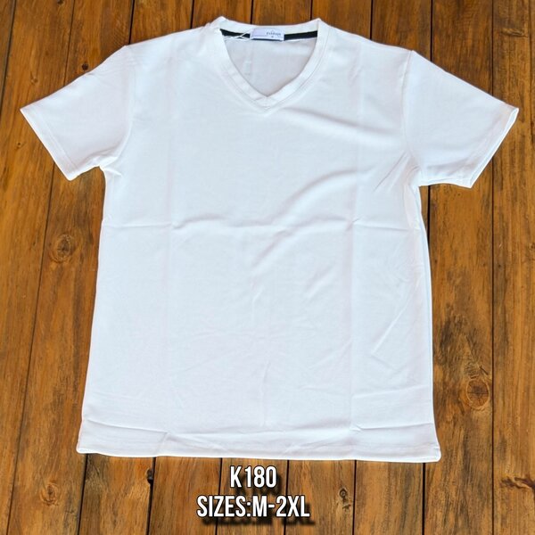 V-NECK T-SHIRTS