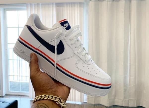 Airfoce 1 low